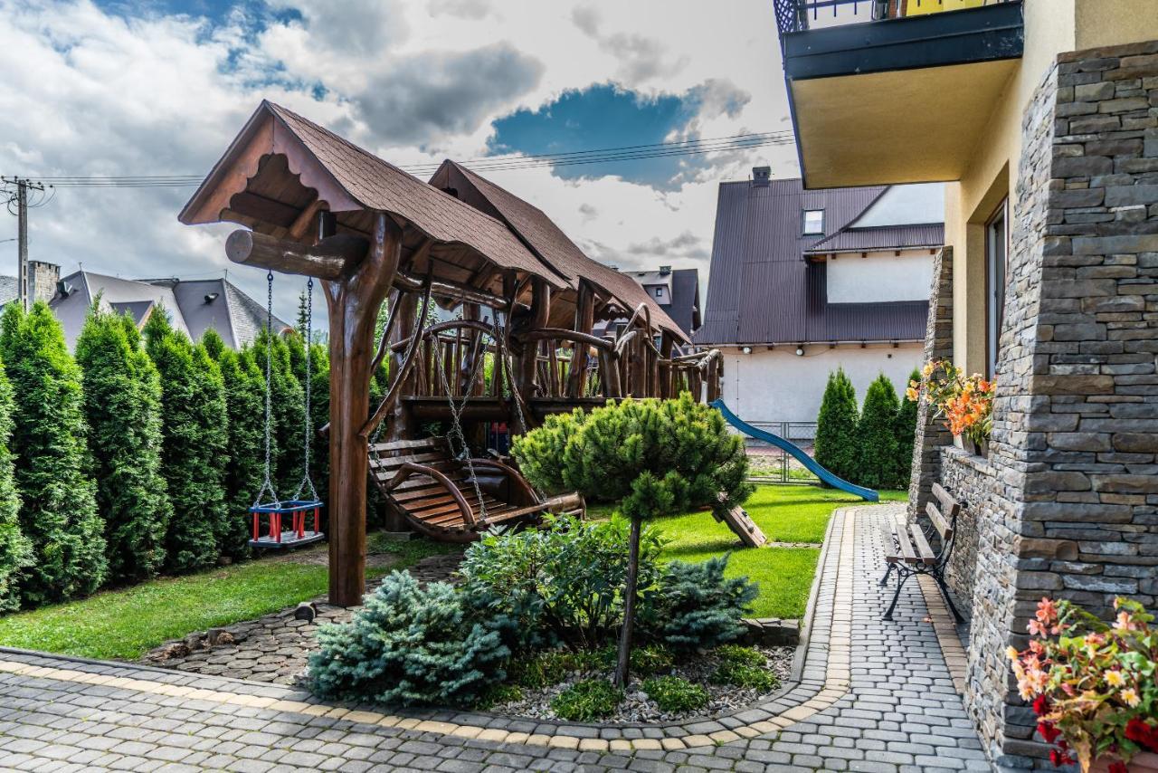 Dunajecki Dworek Bed & Breakfast